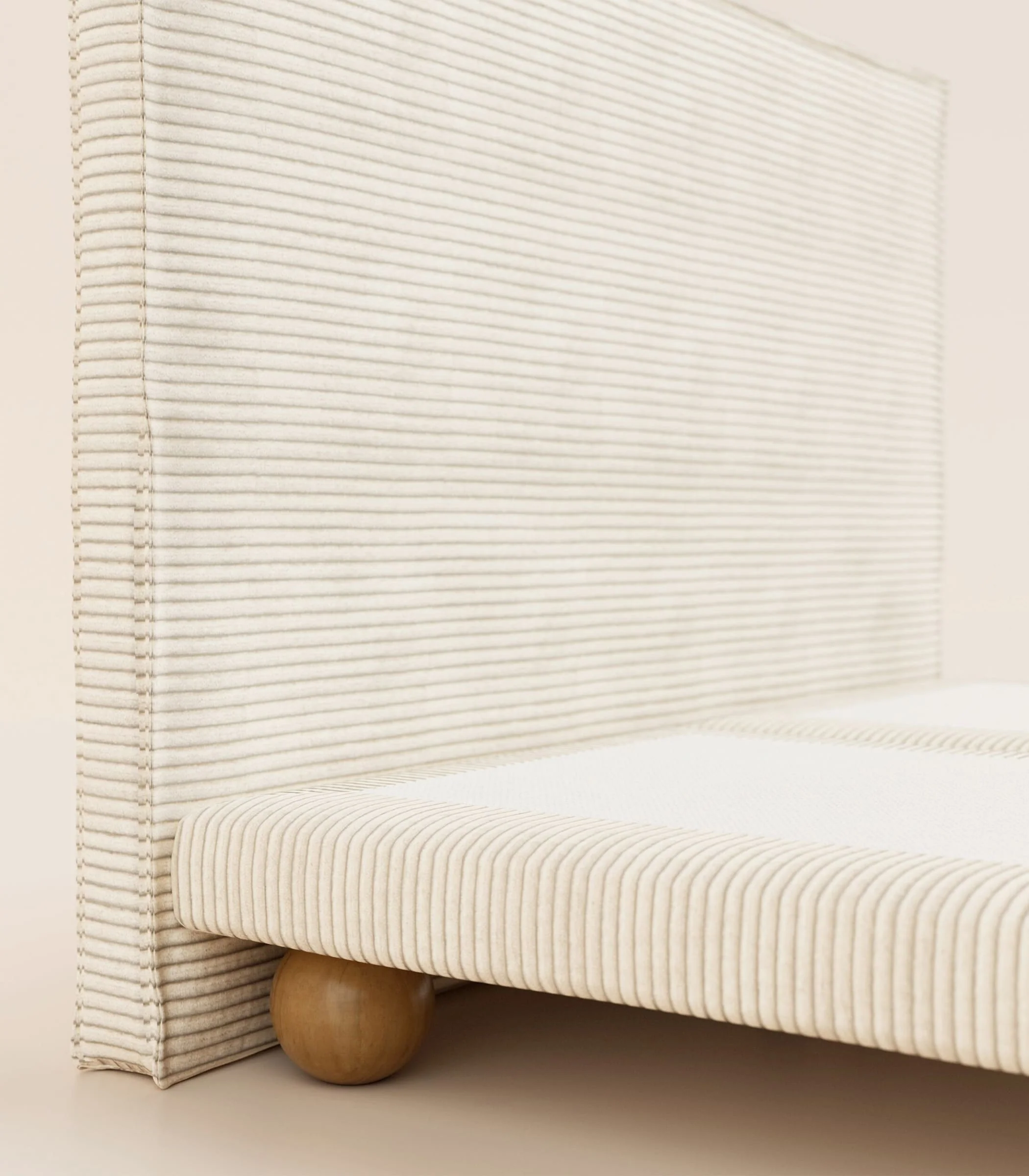Lit Grand Ours - Velours Sahara - Image 6